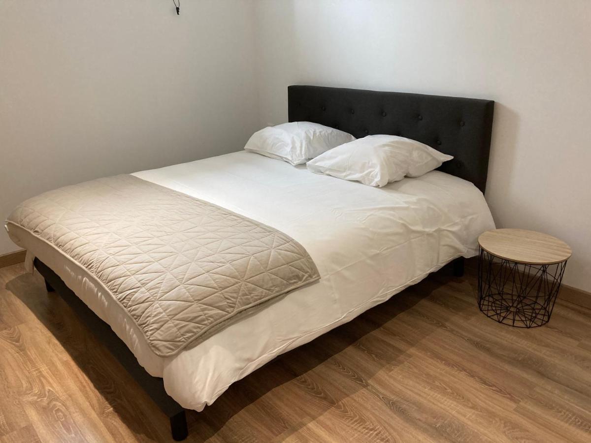 Appart'Hotel Saint Patrice Bayeux Luaran gambar