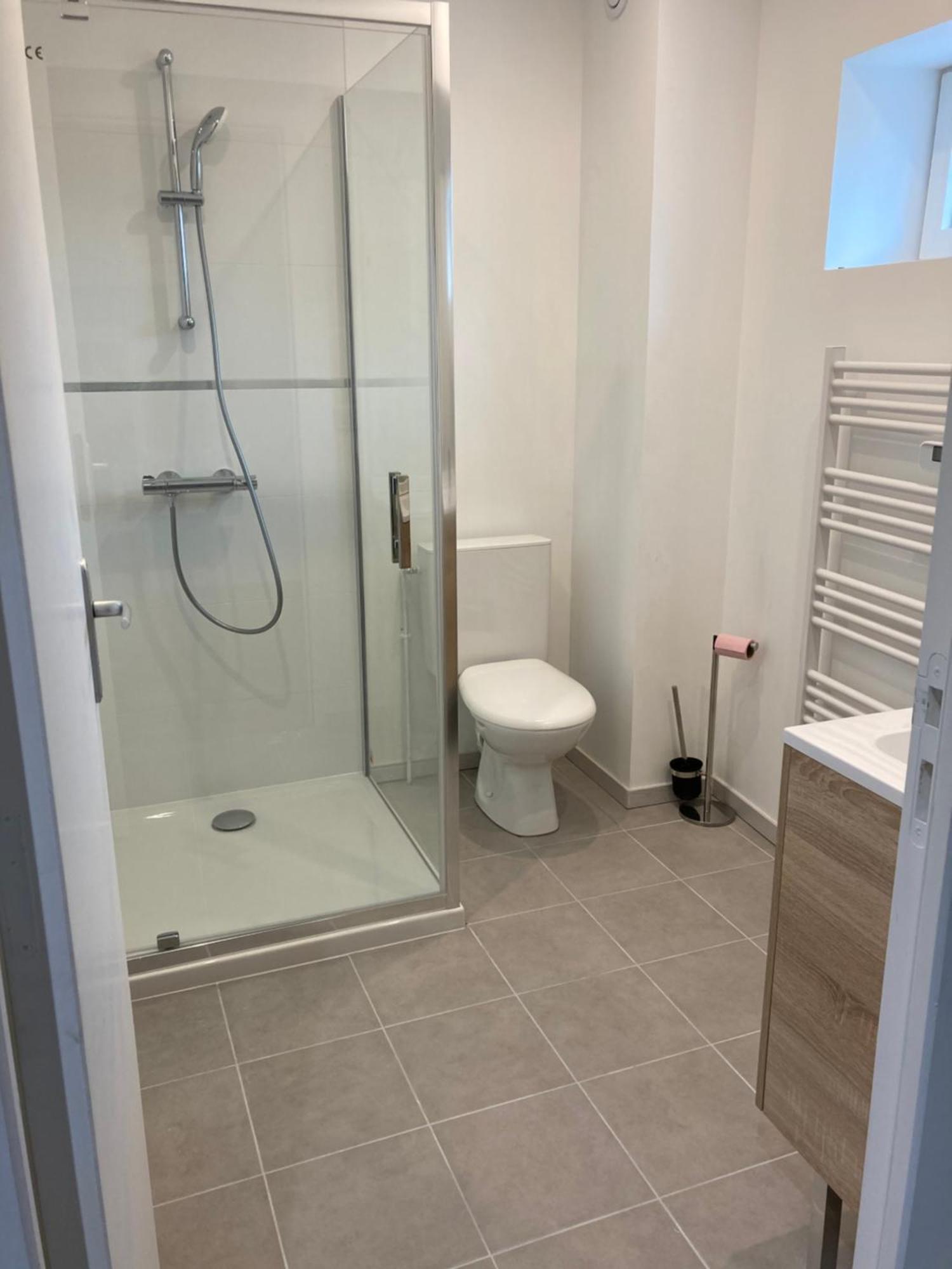 Appart'Hotel Saint Patrice Bayeux Luaran gambar